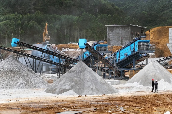 山美雪橇式模塊化破碎篩分裝備助力廣西石灰石破碎項(xiàng)目建設(shè)