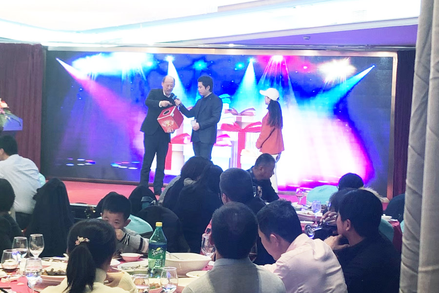 贏戰(zhàn)豬年、共創(chuàng)輝煌--山美股份隆重舉行2018年度表彰大會暨2019迎新年會