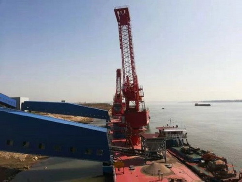 湖北一永久性砂石集并中心建成，總投資約2.5億元，年設(shè)計(jì)吞吐量360萬(wàn)噸
